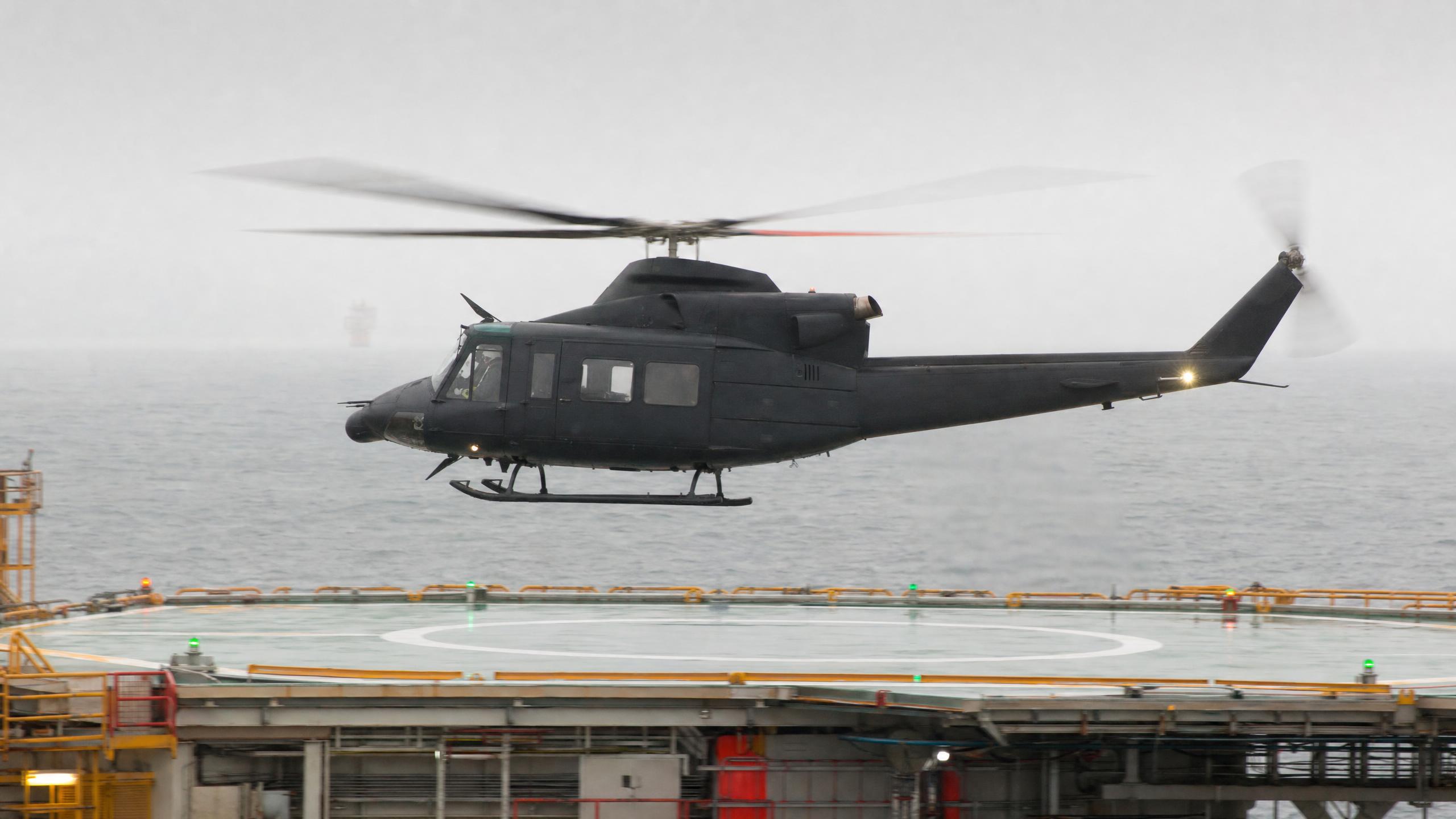 Xtragate Bell helicopter